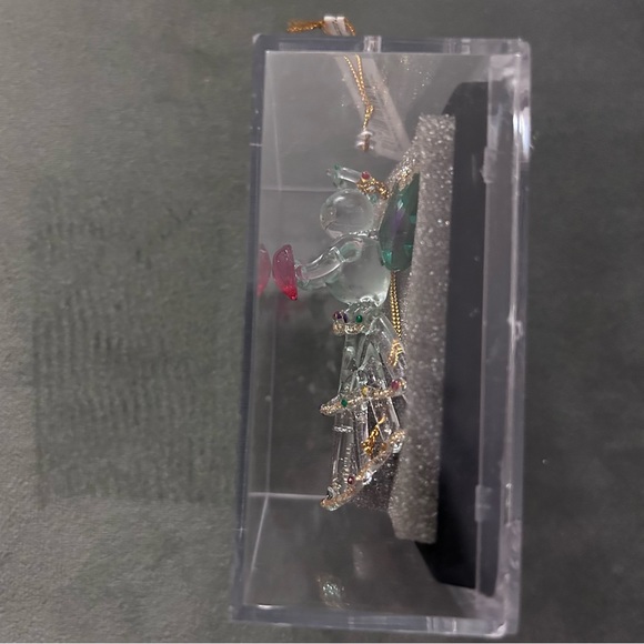 Vintage 3” spun glass ornament - ANGEL HOLDING A HEART - Picture 4 of 4